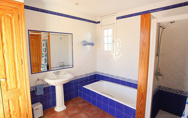 Villa Caleta - Photo 10